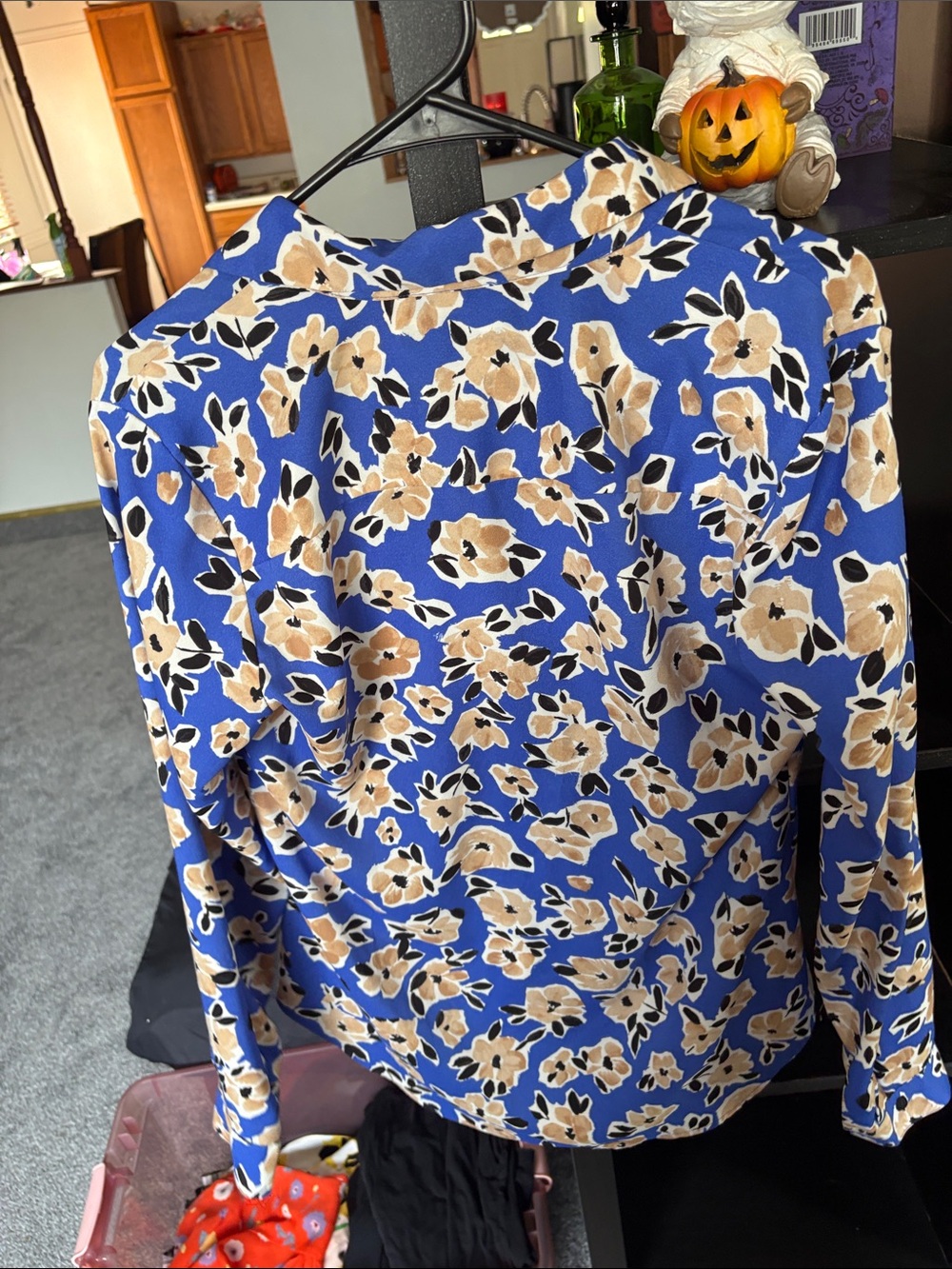Ann Taylor Blue Floral Button-Down Shirt - Picture 3 of 3